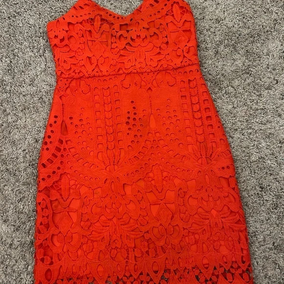 Lulus Dresses & Skirts - Lulus scarlet dress